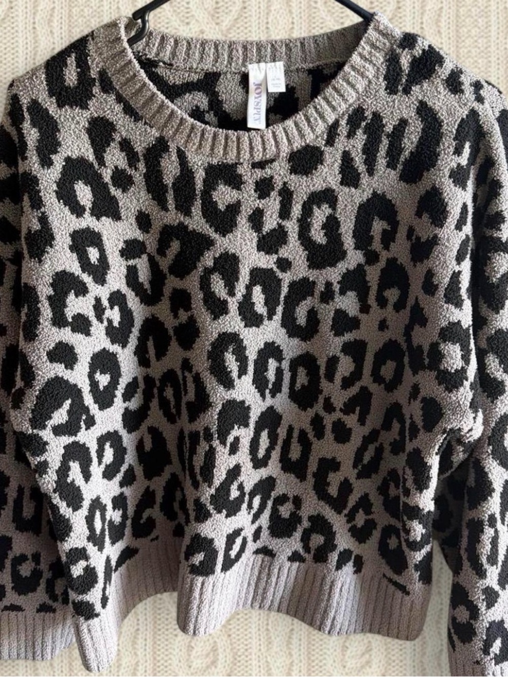 Cozy Leopard Print Crewneck Sweater - Gray/Black